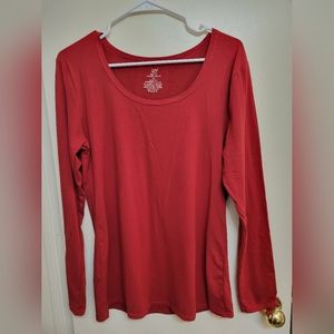 Red L-XL long sleeve shirt